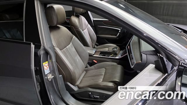 Audi A7 (4K) 55 TFSI Quattro Premium 2022 — фото 12