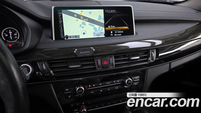 BMW X6 (F16) xDrive 30d 2015 — фото 14