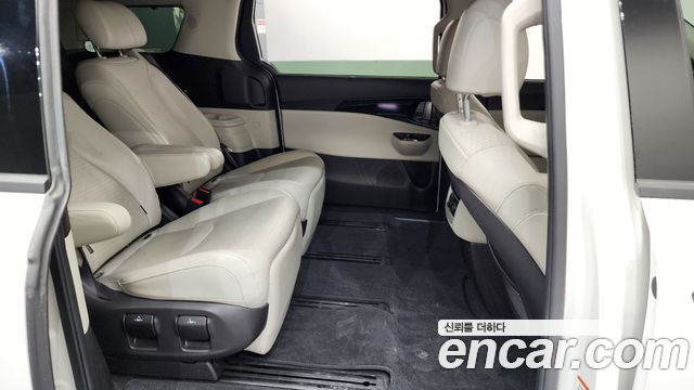Kia Carnival (IV) Diesel 7-Seater Signature 2021 — фото 32