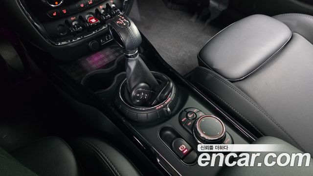 MINI Cooper Clubman High 2nd 2017 — фото 9