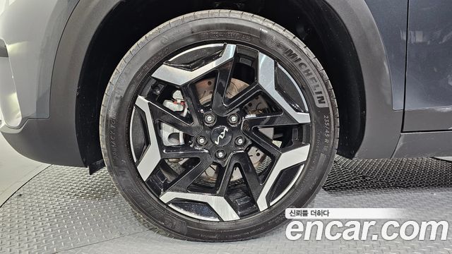 Kia Seltos Gasoline 1.6 Turbo 4WD Signature 2023 — фото 5