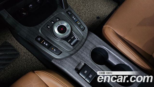 Kia Seltos Gasoline 1.6 Turbo 4WD Signature 2023 — фото 9