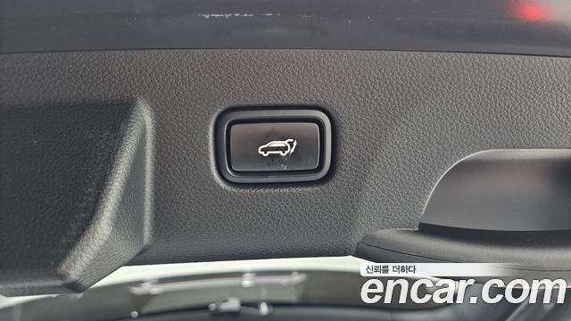 Kia Seltos Gasoline 1.6 Turbo 4WD Signature 2023 — фото 17