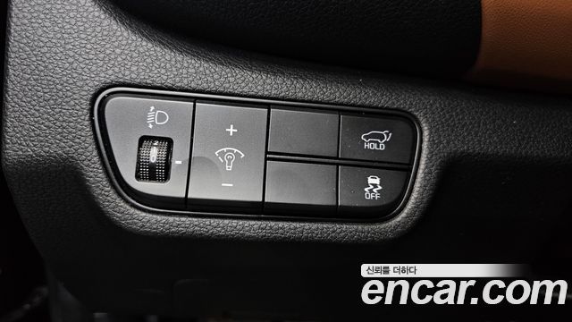 Kia Seltos Gasoline 1.6 Turbo 4WD Signature 2023 — фото 20