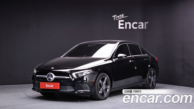 Mercedes-Benz A-Class (W177) A250 4MATIC Sedan 2020 — фото 1