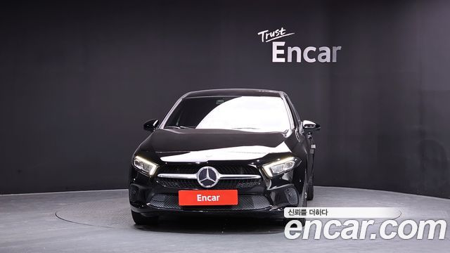 Mercedes-Benz A-Class (W177) A250 4MATIC Sedan 2020 — фото 3