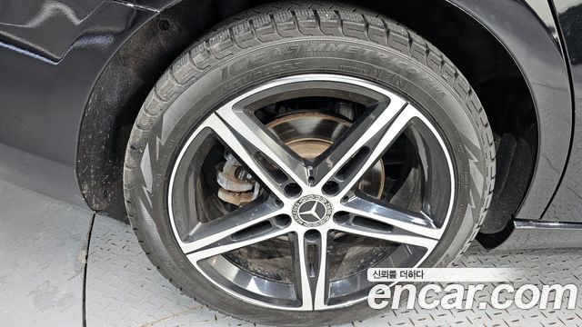 Mercedes-Benz A-Class (W177) A250 4MATIC Sedan 2020 — фото 5