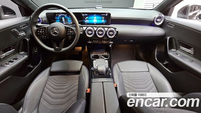 Mercedes-Benz A-Class (W177) A250 4MATIC Sedan 2020 — фото 7