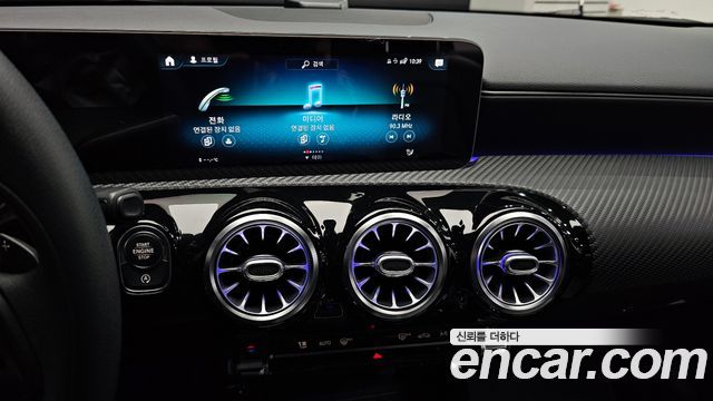 Mercedes-Benz A-Class (W177) A250 4MATIC Sedan 2020 — фото 13