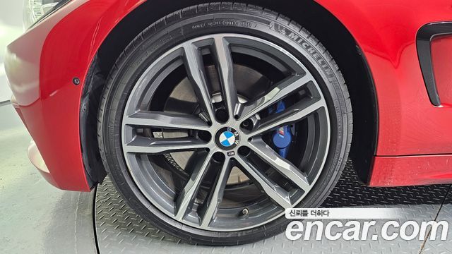 BMW 4 Series (F32) 430i M Sport Convertible 2018 — фото 5