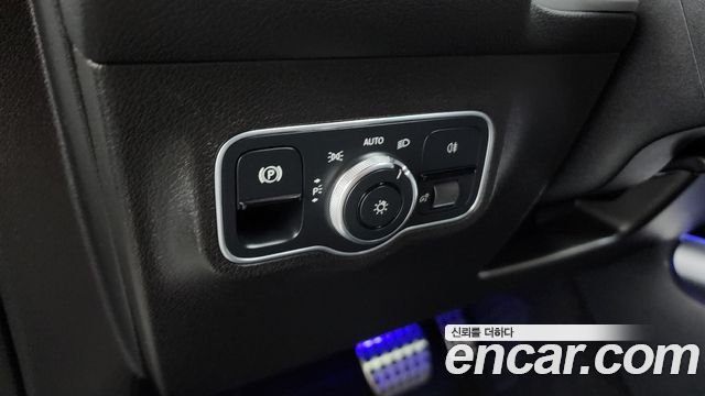 Mercedes-Benz GLB-Class (X247) GLB250 4MATIC 2020 — фото 13