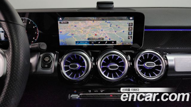 Mercedes-Benz GLB-Class (X247) GLB250 4MATIC 2020 — фото 14