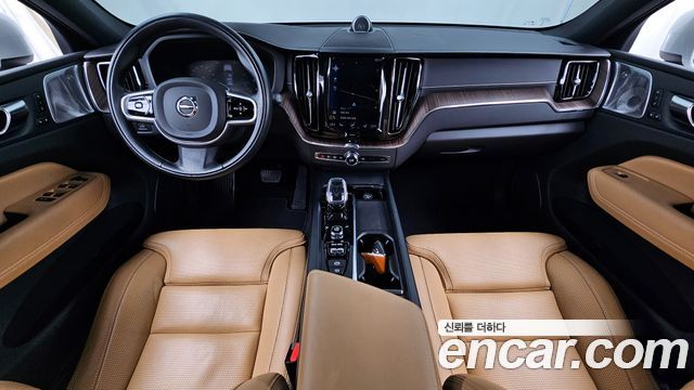 Volvo XC60 (II) B6 Inscirtion 2021 — фото 7