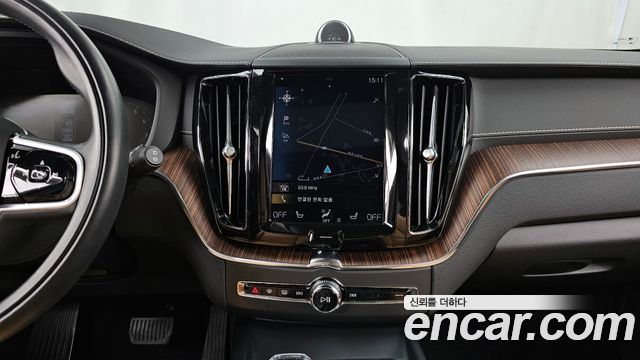 Volvo XC60 (II) B6 Inscirtion 2021 — фото 18