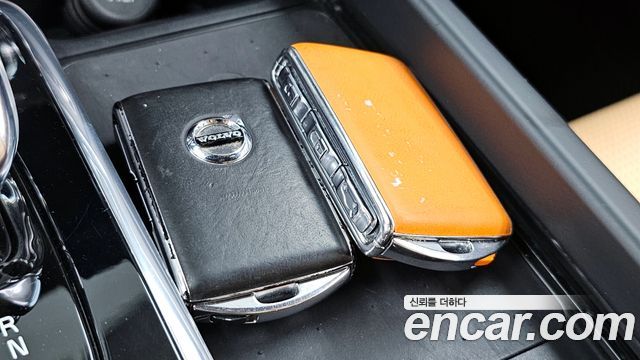 Volvo XC60 (II) B6 Inscirtion 2021 — фото 36