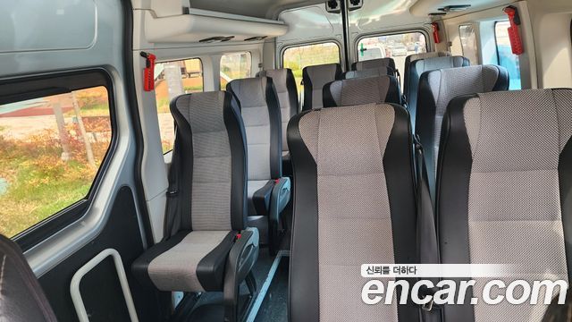 Renault Korea Master 2.3 15-Seater 2020 — фото 15