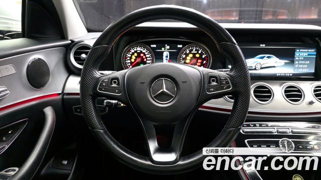 Mercedes-Benz E-Class (W213) E200 Avantgarde 2017 — фото 13