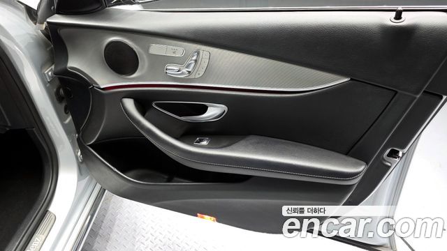 Mercedes-Benz E-Class (W213) E200 Avantgarde 2017 — фото 24
