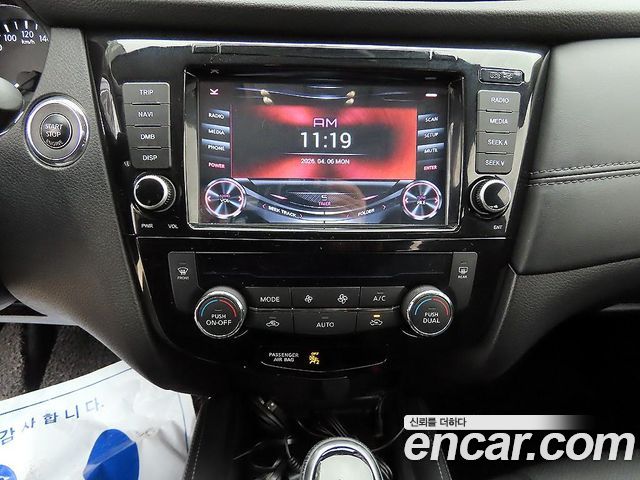 Nissan X-Trail 2.5 4WD 2018 — фото 17