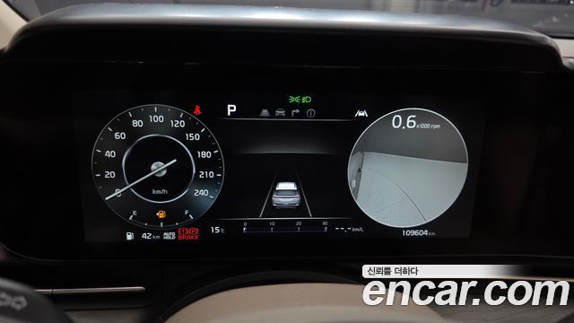 Kia Carnival (IV) Gasoline 9-seater Limousine(Special vehicle) 2023 — фото 8