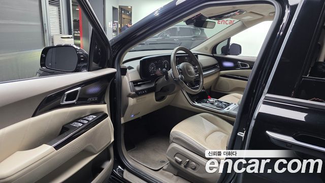 Kia Carnival (IV) Gasoline 9-seater Limousine(Special vehicle) 2023 — фото 10
