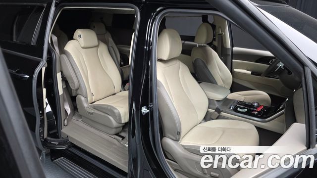 Kia Carnival (IV) Gasoline 9-seater Limousine(Special vehicle) 2023 — фото 16