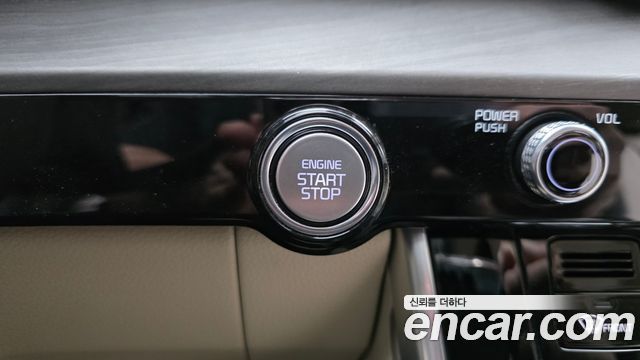 Kia Carnival (IV) Gasoline 9-seater Limousine(Special vehicle) 2023 — фото 22