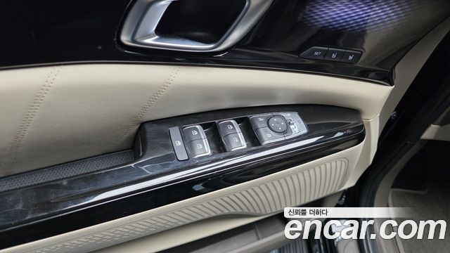Kia Carnival (IV) Gasoline 9-seater Limousine(Special vehicle) 2023 — фото 40