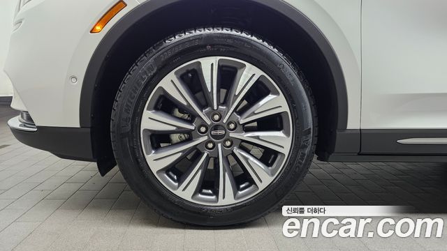 Lincoln Corsair 2.0 Reserve AWD 2021 — фото 5