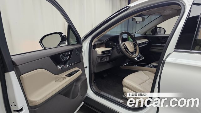 Lincoln Corsair 2.0 Reserve AWD 2021 — фото 10