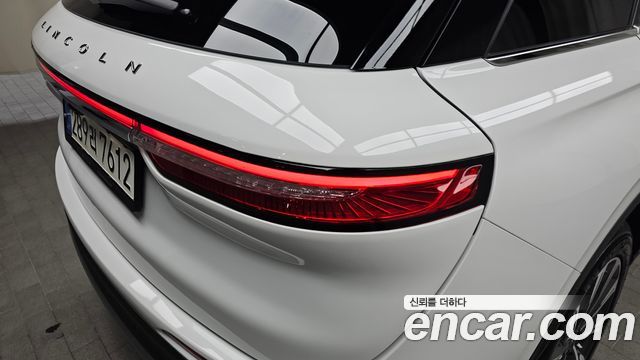 Lincoln Corsair 2.0 Reserve AWD 2021 — фото 23