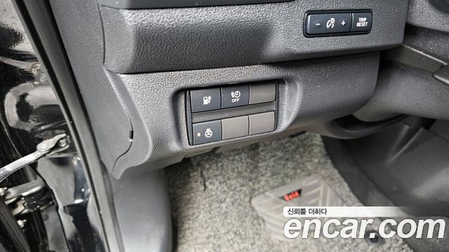 Nissan Leaf (ZE1) EV SL 2019 — фото 19