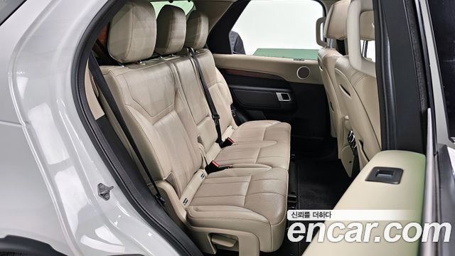 Land Rover Discovery 5 3.0 SD6 HSE 2019 — фото 11