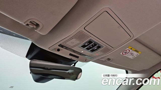 Land Rover Discovery 5 3.0 SD6 HSE 2019 — фото 18