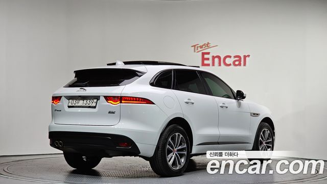 Jaguar F-PACE 20d R-Sport 2017 — фото 2