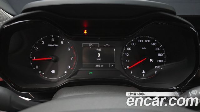 Chevrolet Trax Crossover 1.2 Red Line 2025 — фото 8
