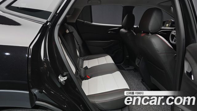 Chevrolet Trax Crossover 1.2 Red Line 2025 — фото 11