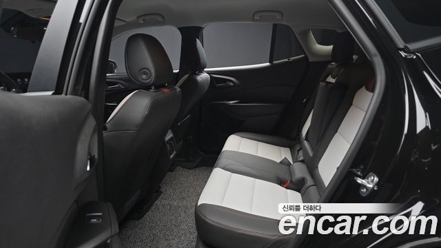 Chevrolet Trax Crossover 1.2 Red Line 2025 — фото 12