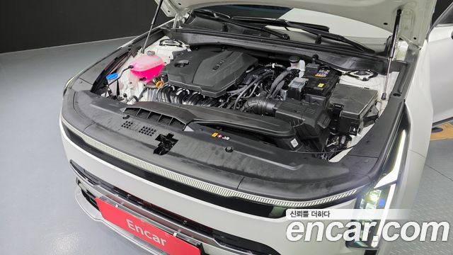 Kia K8 2.5 Gasoline 2WD Noblesse Light 2025 — фото 6