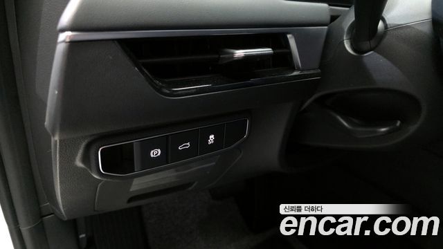 Kia K8 2.5 Gasoline 2WD Noblesse Light 2025 — фото 15