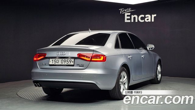 Audi A4 35 TDI Quattro B8 2015 — фото 2