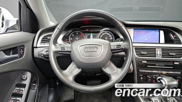 Audi A4 35 TDI Quattro B8 2015 — фото 12