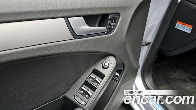 Audi A4 35 TDI Quattro B8 2015 — фото 18
