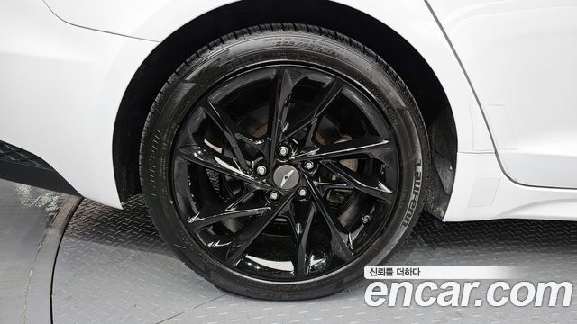 Genesis G70 Gasoline 2.0T 2WD 2022 — фото 5