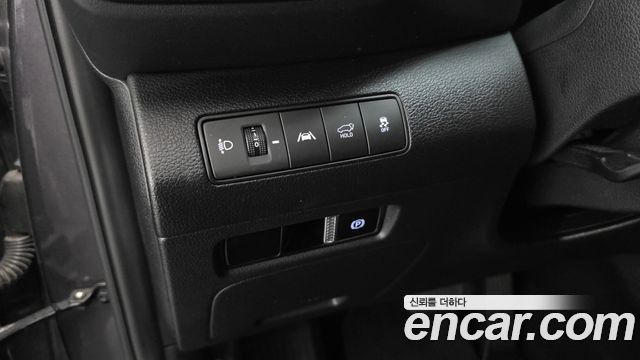 Hyundai Santa Fe Gasoline 2.5T 2WD Exclusive 2022 — фото 18
