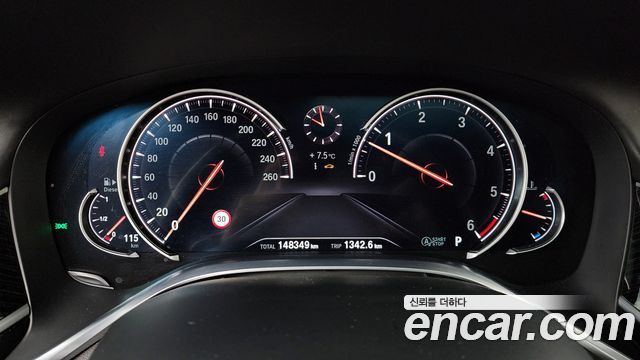 BMW 7 Series (G11) 740d xDrive M Sport 2018 — фото 8
