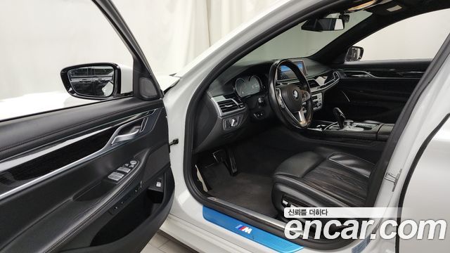 BMW 7 Series (G11) 740d xDrive M Sport 2018 — фото 10