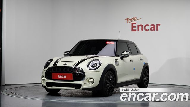 MINI Cooper S 5Door Standard 3rd