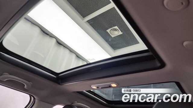 MINI Cooper S 5Door Standard 3rd 2019 — фото 18