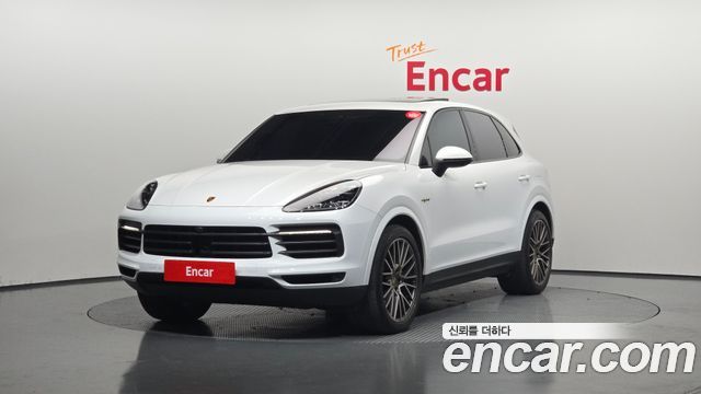Porsche Cayenne (PO536) 3.0 E-HYBRID PLATINUM EDITION 2023 — фото 1